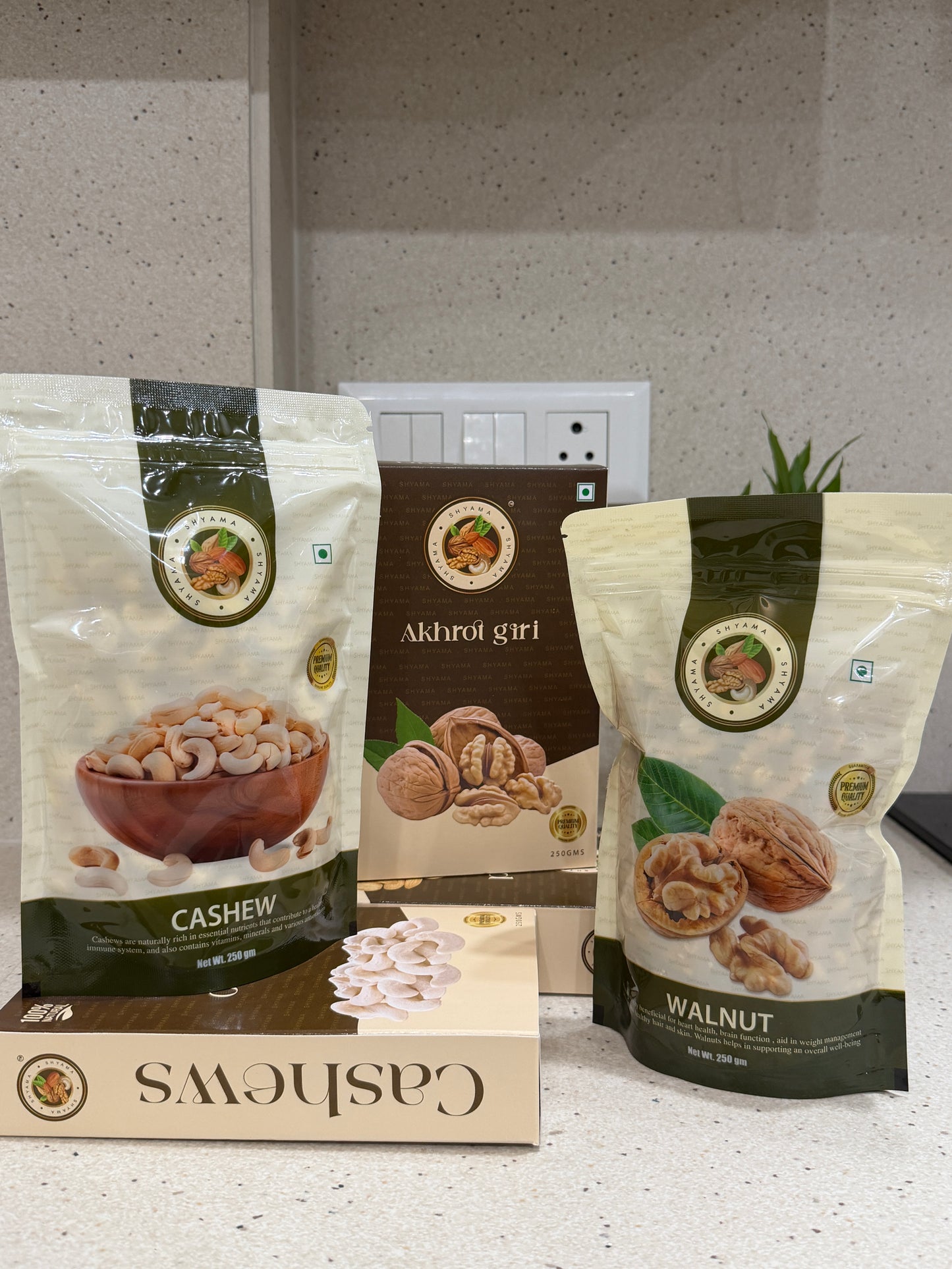 Vitality Nut Combo (walnut and cashew)